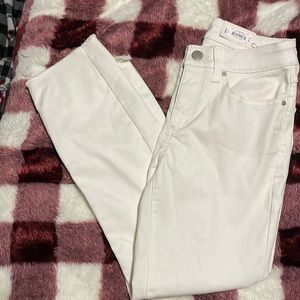Lauren Conrad white capri jeans
